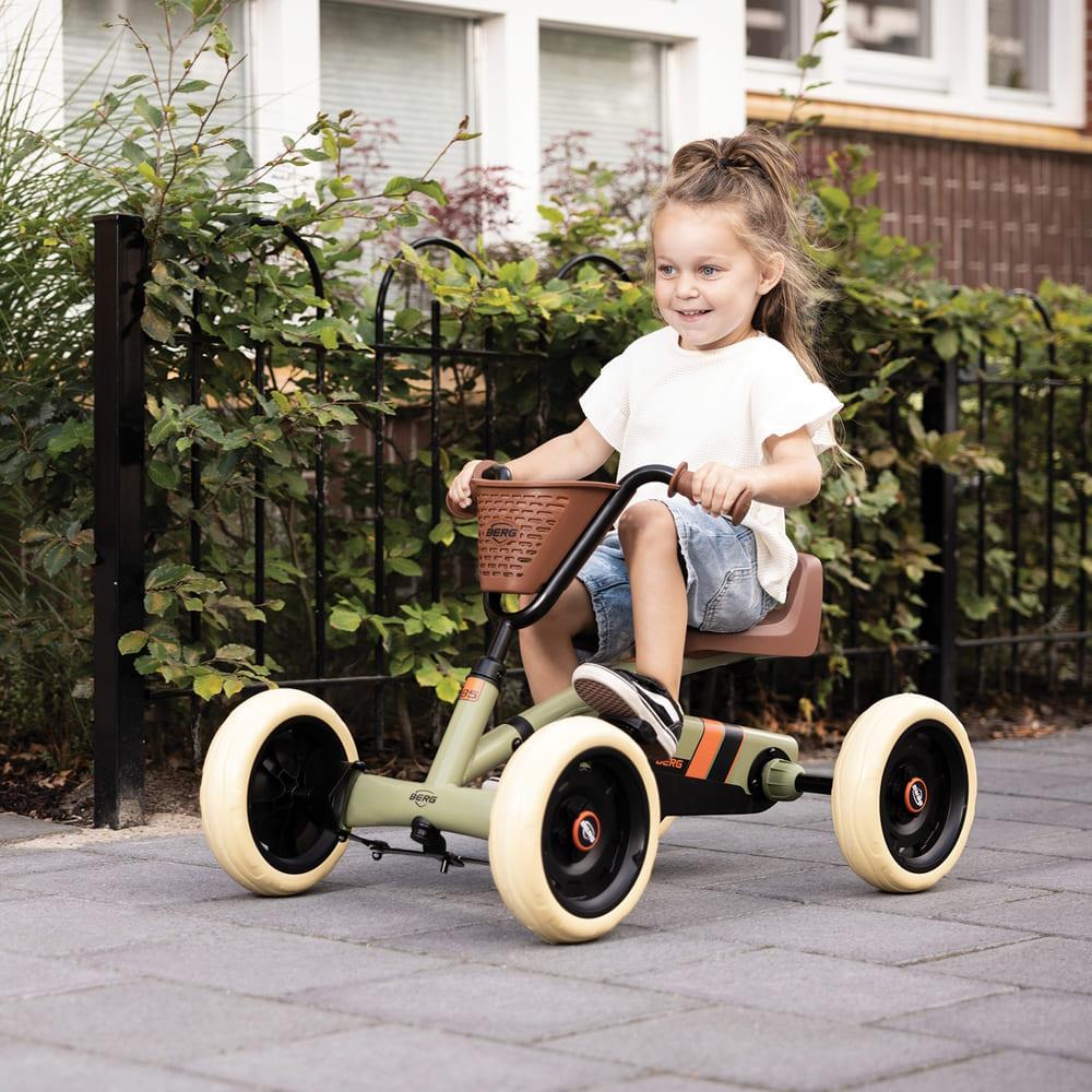 Carro a pedais BERG Buzzy Retro