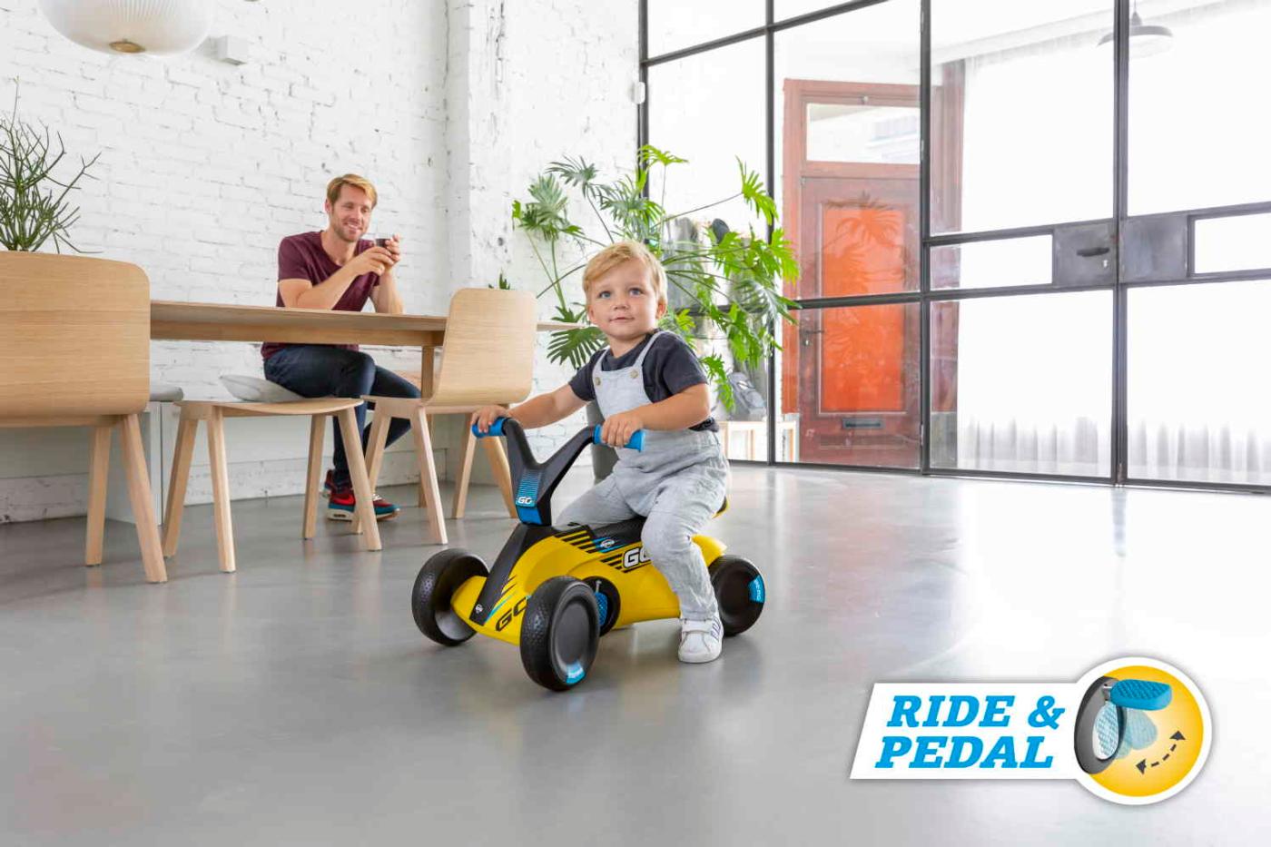  BERG GO² SparX Yellow andador infantil evolutivo a coche de pedales