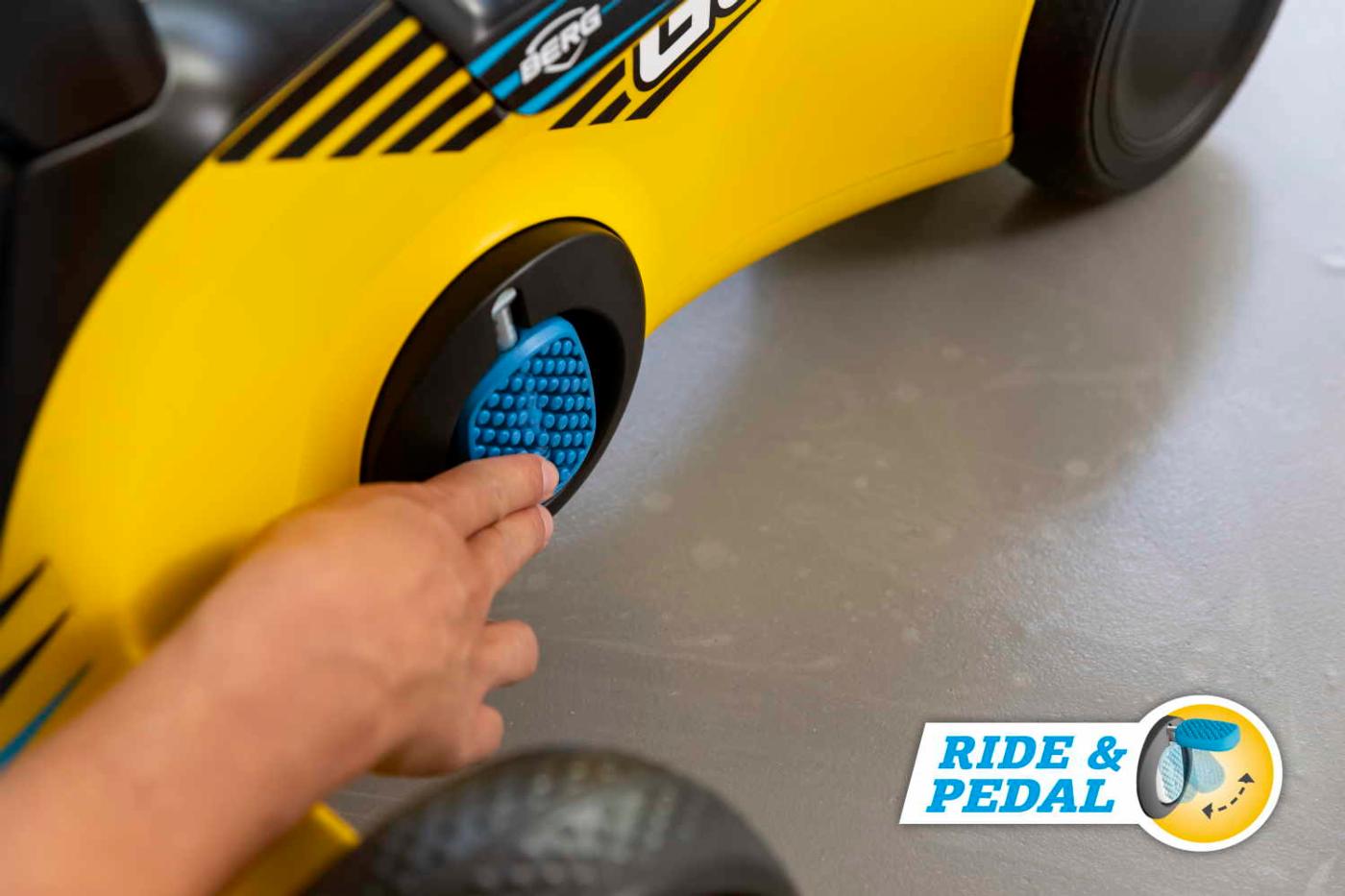  BERG GO² SparX Yellow andador infantil evolutivo a coche de pedales