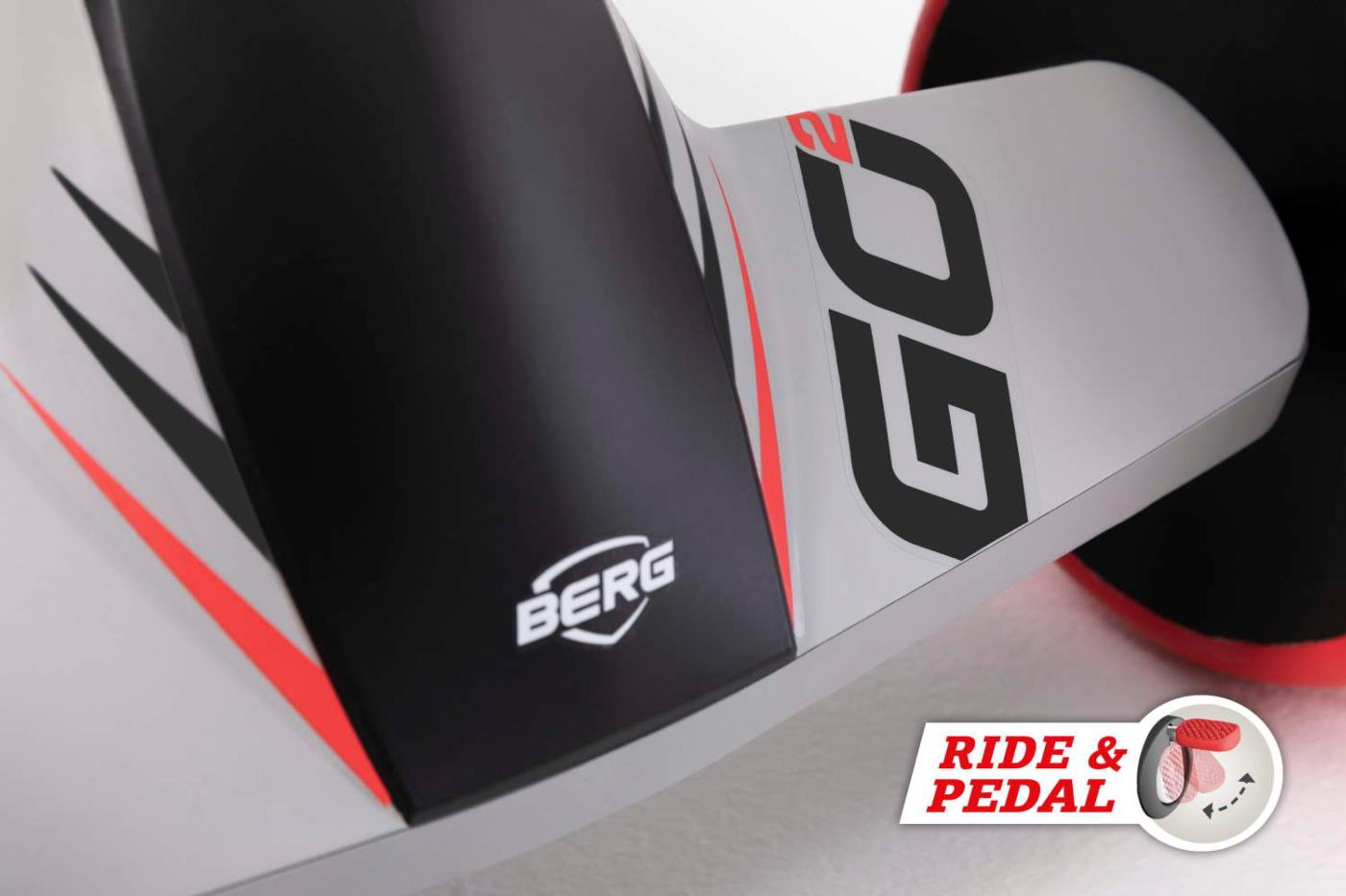 BERG GO² SparX Red caminhante evolutivo com carro de pedal