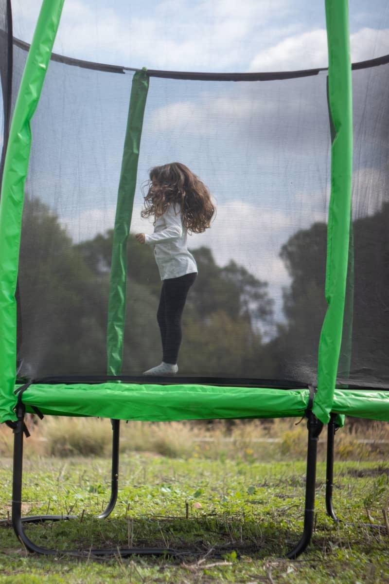 Los riesgos de las camas elásticas para los niños