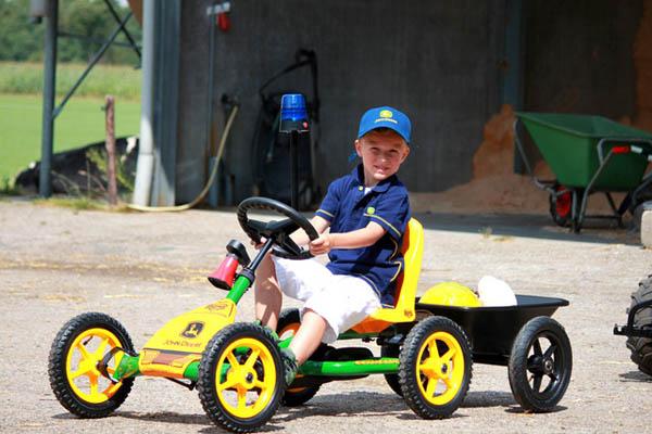 carro a pedais BERG John Deere