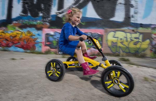 Carro de pedais Berg Buzzy Yellow