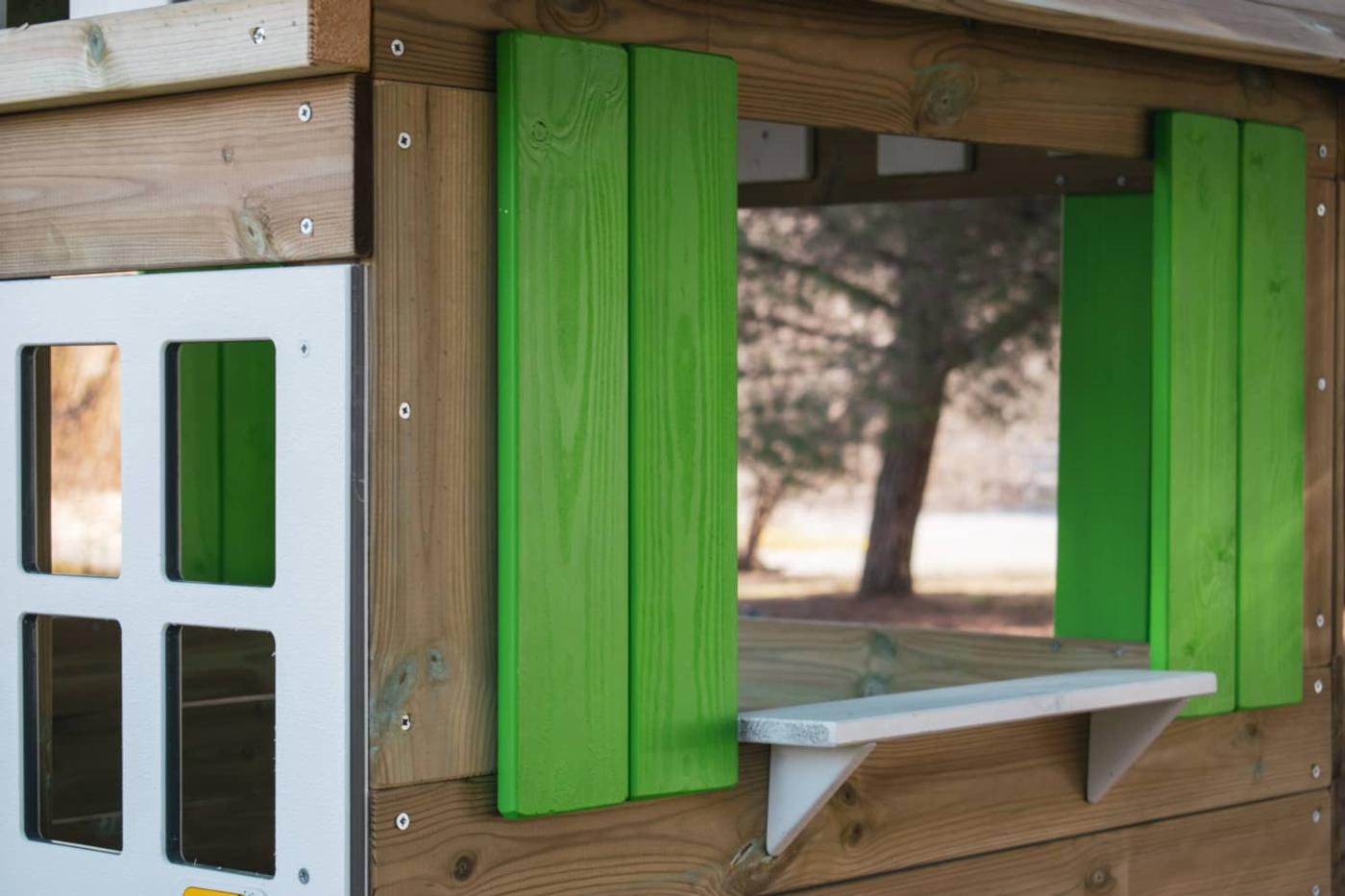 Casita infantil de madera elevada con tobogán MASGAMES Lollipop verde