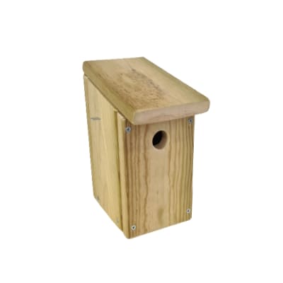 caseta niu de fusta pels ocells fet amb fusta tractada per a l'exterior