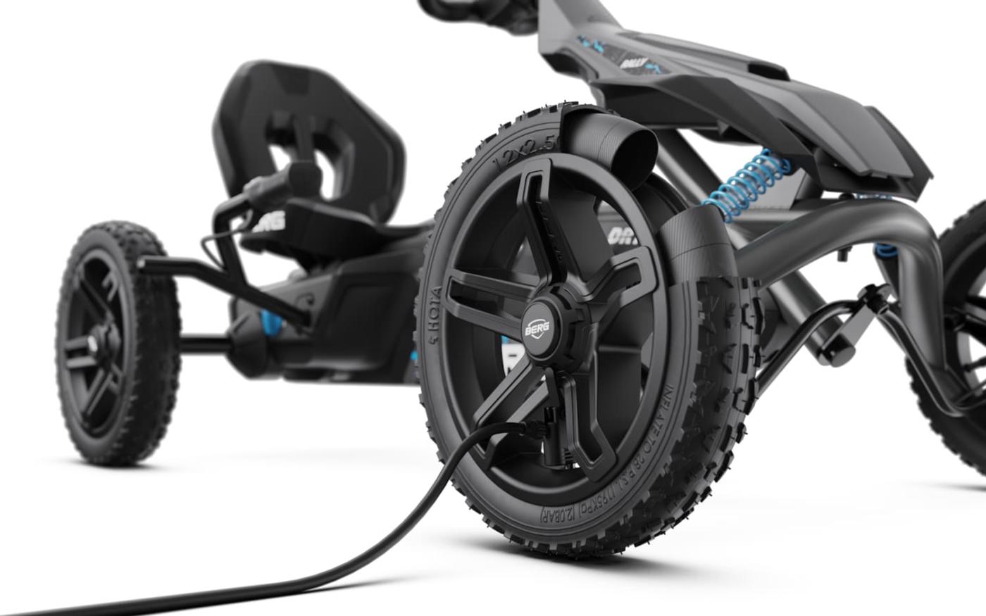 Coche de pedales BERG Rally DRT Black Cambio de 3 marchas