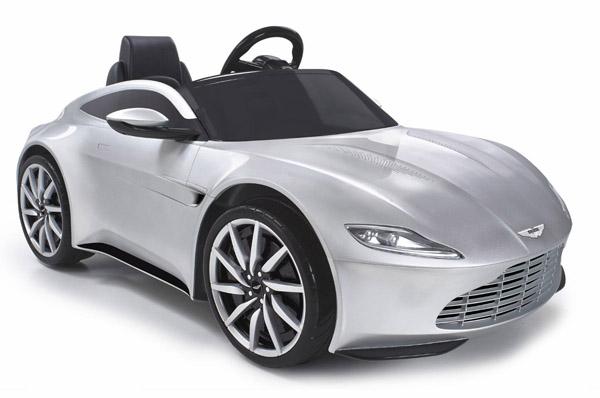 Cotxe infantil ASTON MARTIN FEBER amb control remot