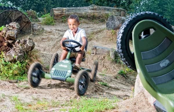 coches de pedales BERG Jeep Junior