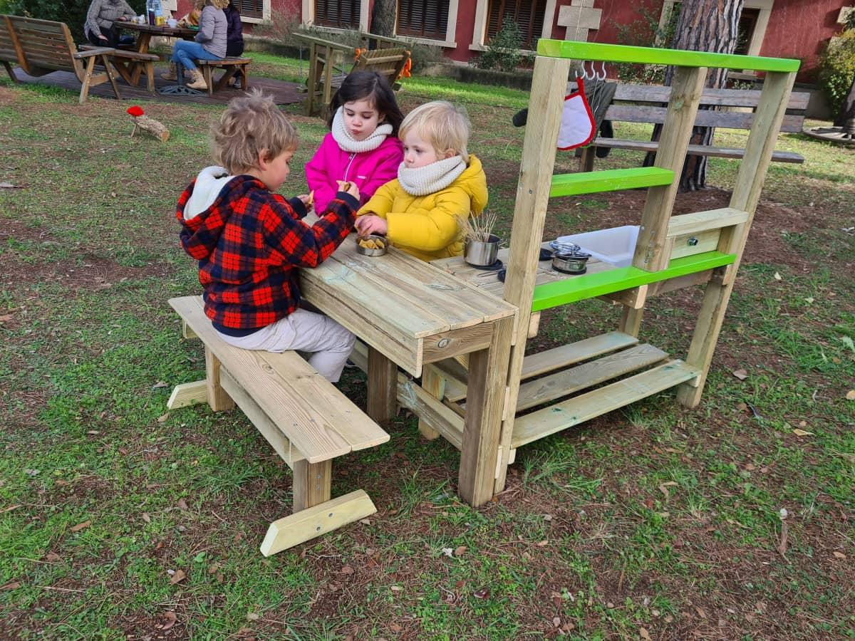 Cozinha de exterior infantil madeira aprovada escolas MASGAMES SPICY DELICIOUS HORECA