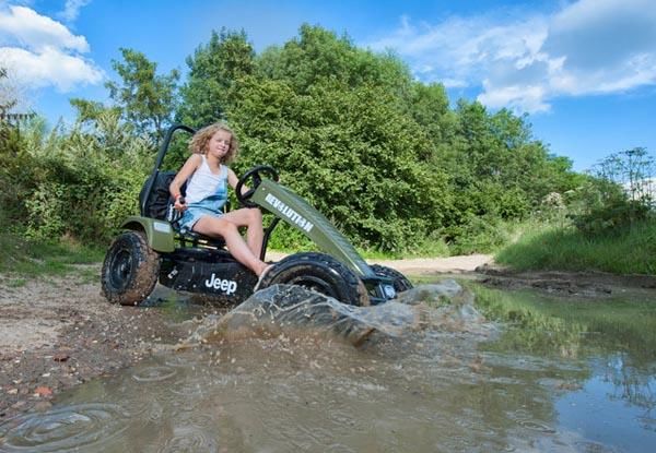 Carro de pedais JEEP Revolution BFR