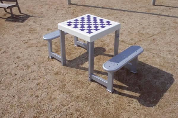 taula-escacs-exterior 5