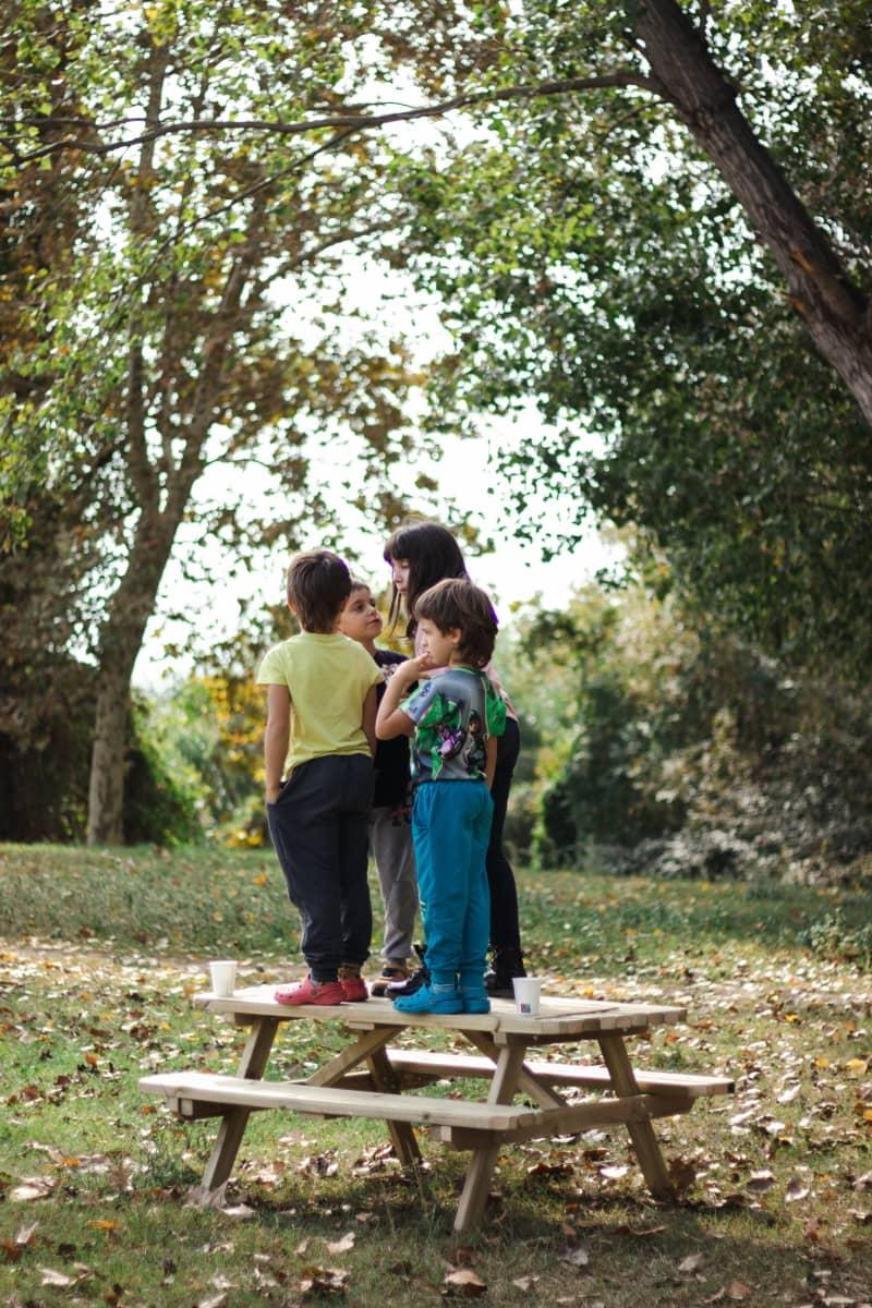 Mesa de picnic infantil MASGAMES BRAM de madera tratada para el exterior 