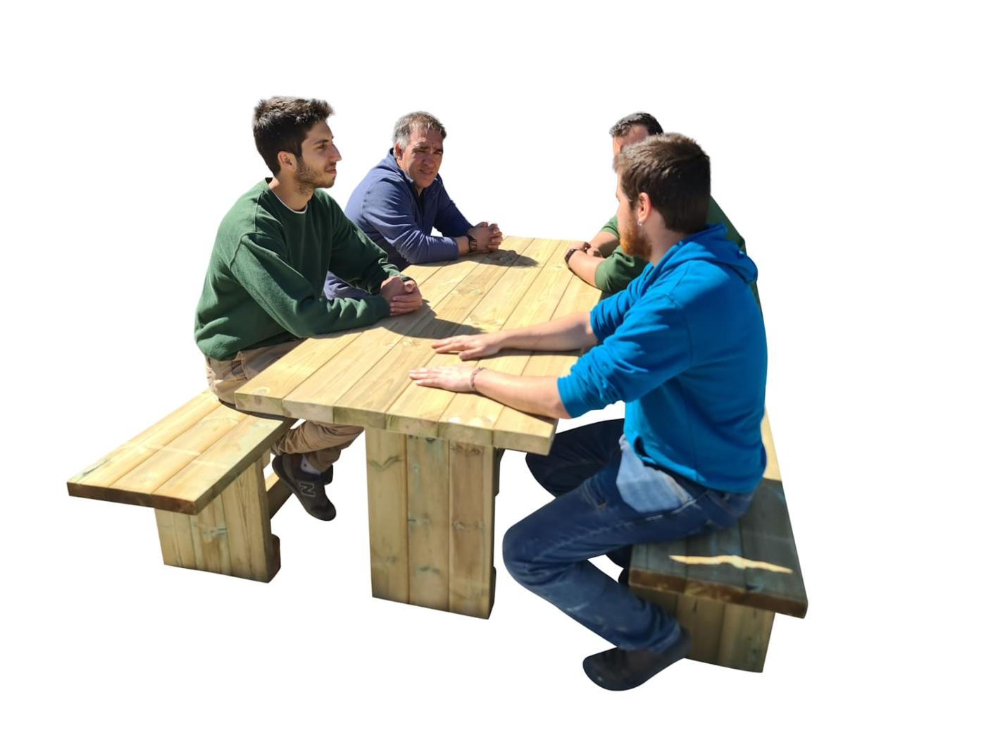 Mesa de madera para exterior con bancos independientes MASGAMES CALELLA