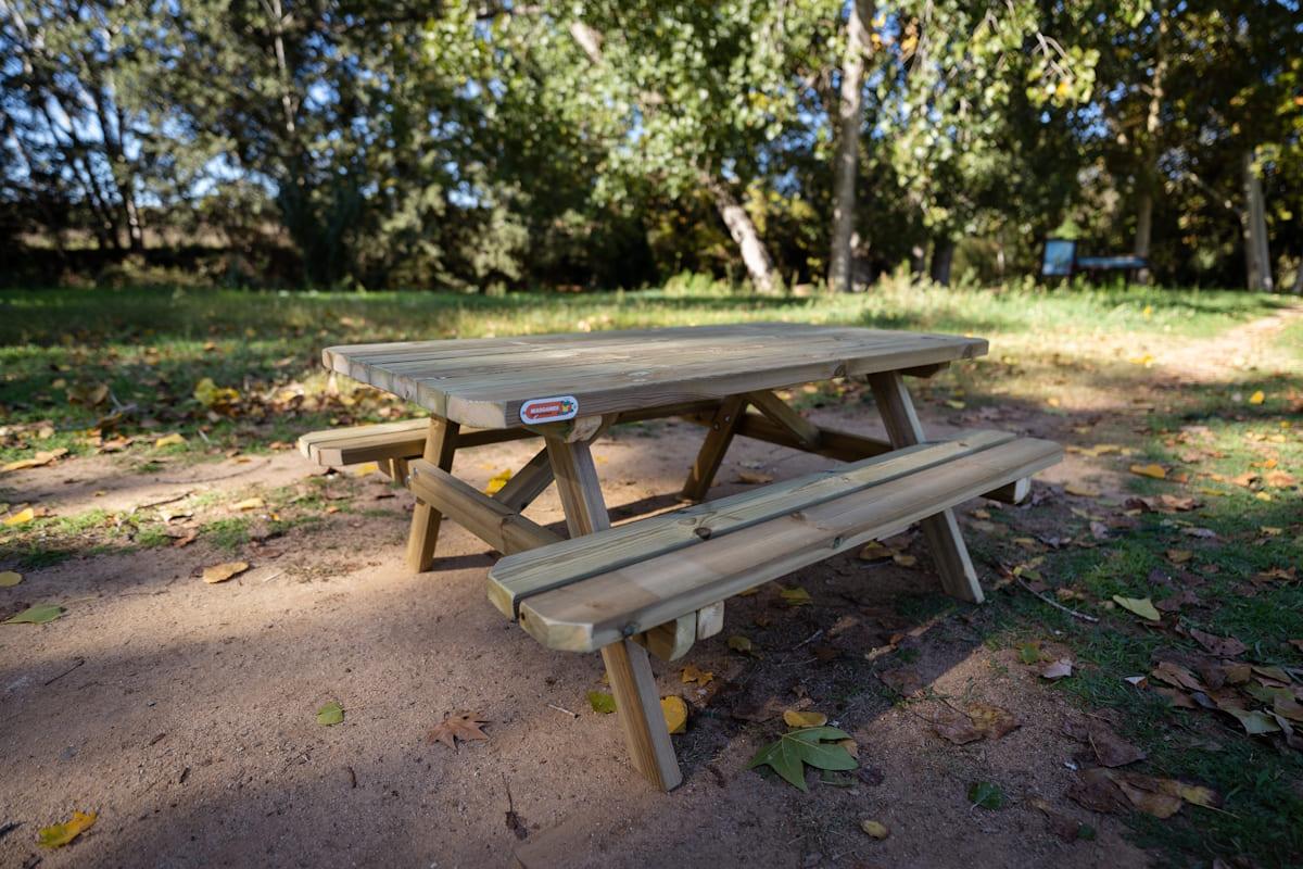 Mesa de piquenique infantil MASGAMES BRAM de madeira para exterior