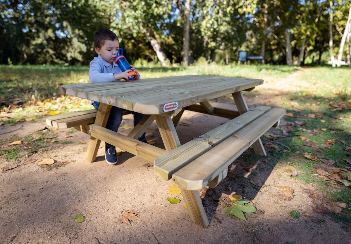 Taula de picnic infantil MASGAMES BRAM de fusta per a l'exterior