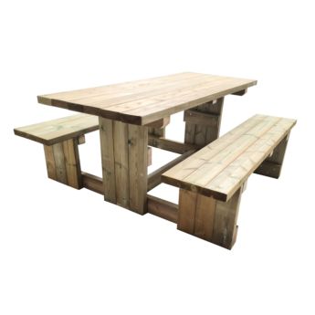 Mesa de picnic cuadrada de madera MASGAMES CANET. Para exterior. Capacidad de 8 personas