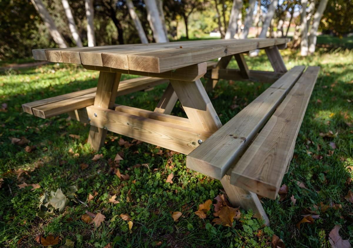 Mesa de picnic de madera MASGAMES MUNICH alta capacidad