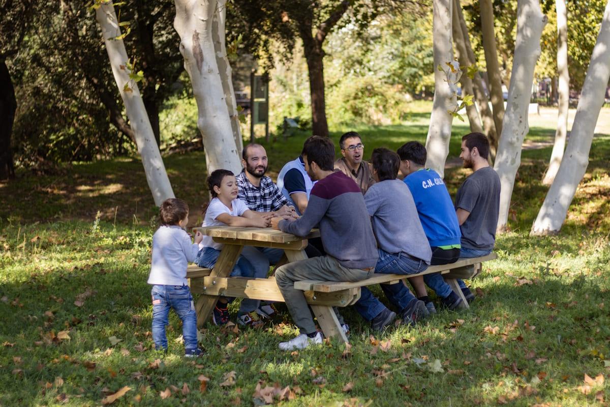 Mesa de picnic de madera MASGAMES MUNICH alta capacidad