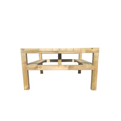 mesa de piquenique de madeira exterior com tratamento em autoclave nível IV