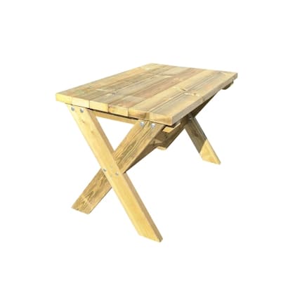 mesa de exterior de madera de fácil mantenimiento