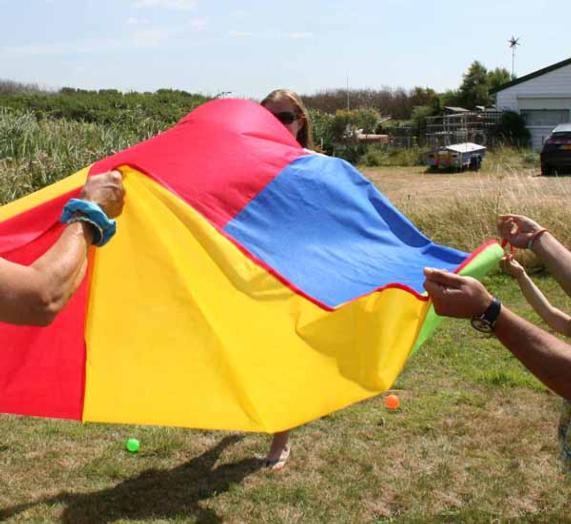 Juego del paracaídas de 250 cm con bolas de colores