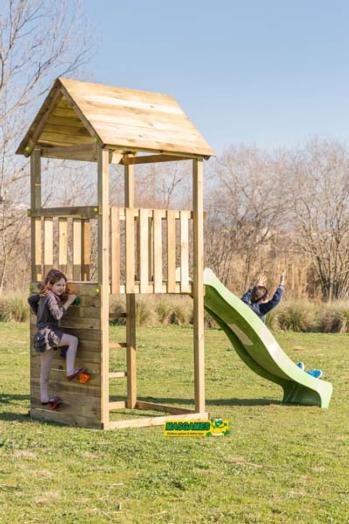 Parque infantil Canigó con columpios