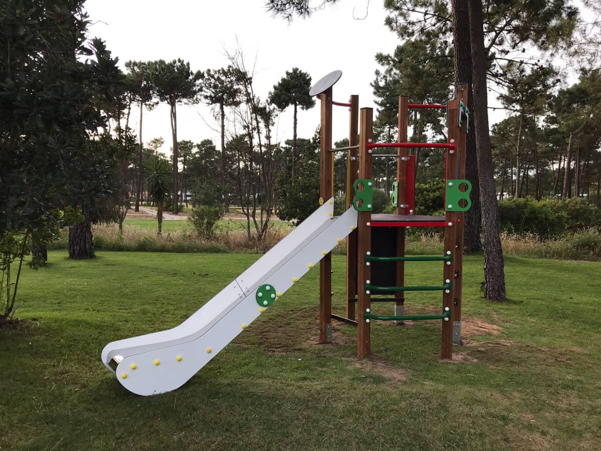 Parque Infantil Torre Hexagonal con tobogán y elementos para trepar