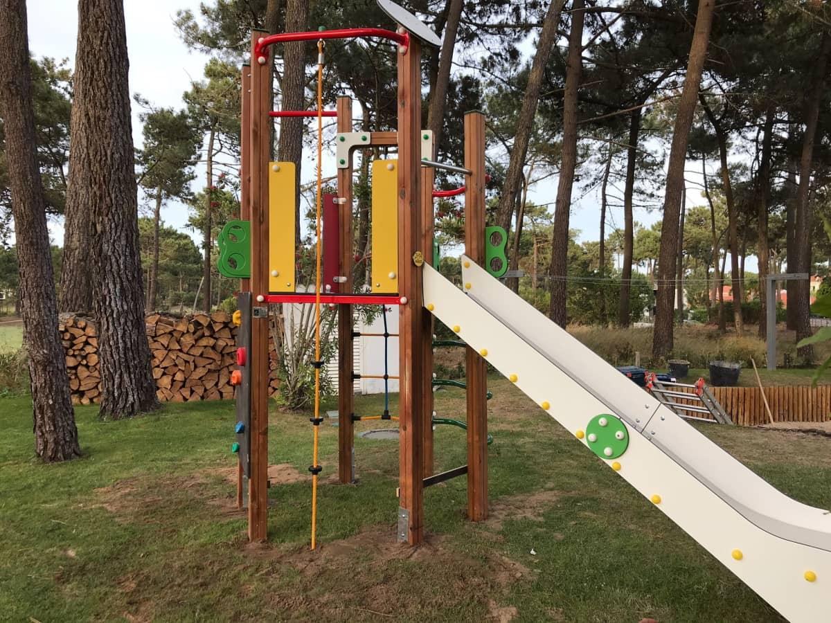 Parque Infantil Torre Hexagonal con tobogán y elementos para trepar