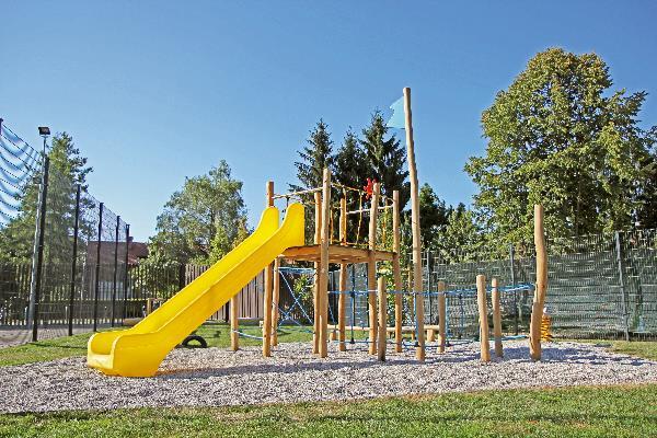 Parque infantil de madeira robinia Navio Viking