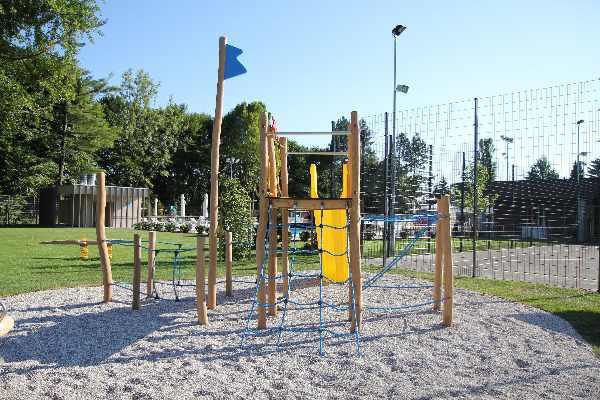Parque infantil de madeira robinia Navio Viking