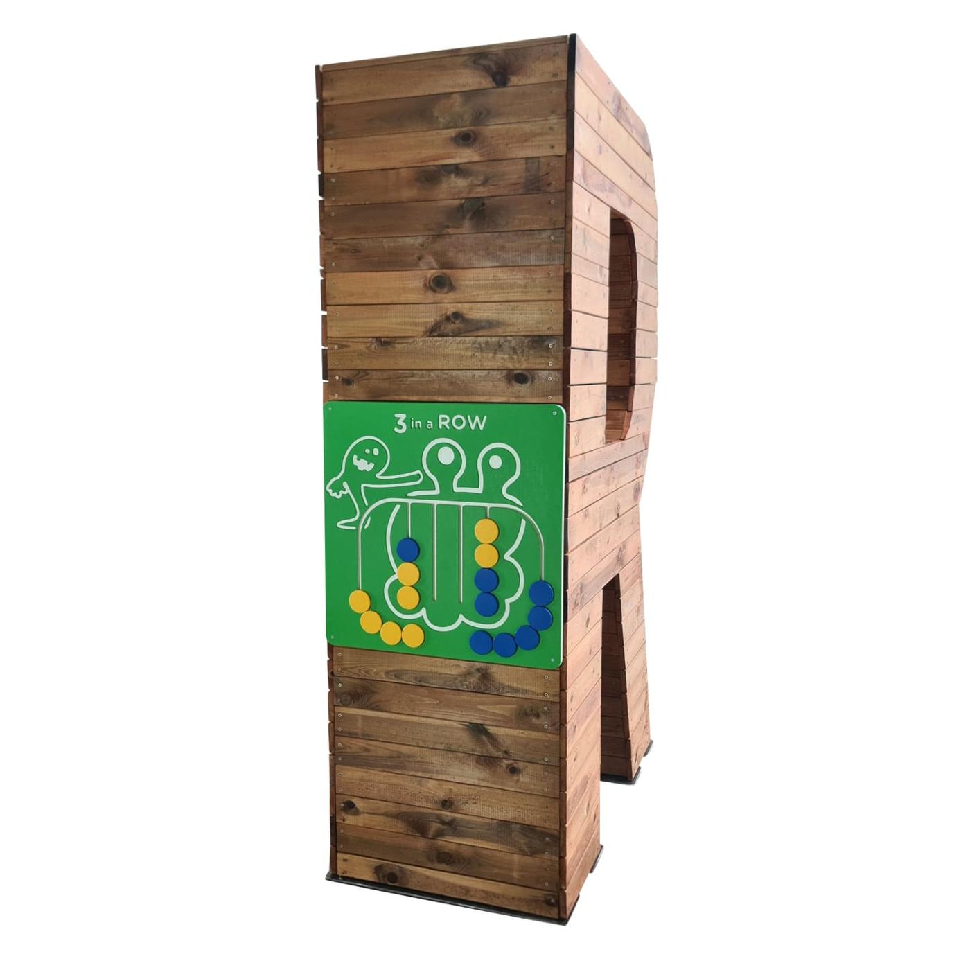 Parque infantil letra gigante de madera con panel de juego MASGAMES ALPHAPLAY