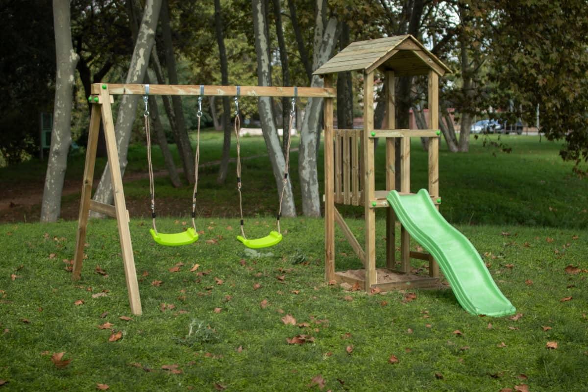 Parque infantil MASGAMES Carlit escorrega + baloiços de madeira