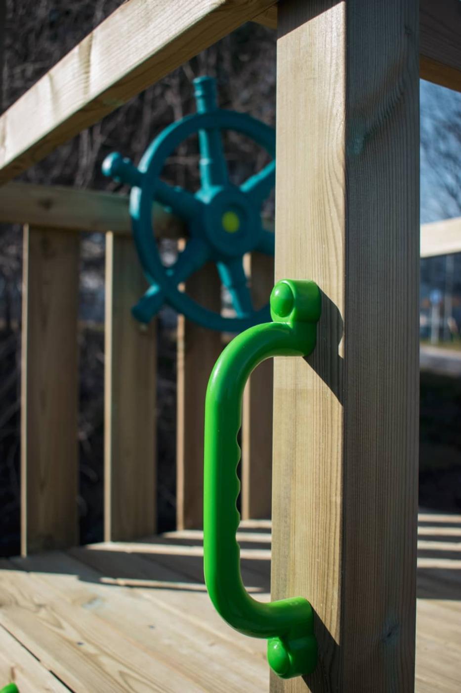 Parque infantil con forma de barco MASGAMES NAUTILUS L con pared de escalada