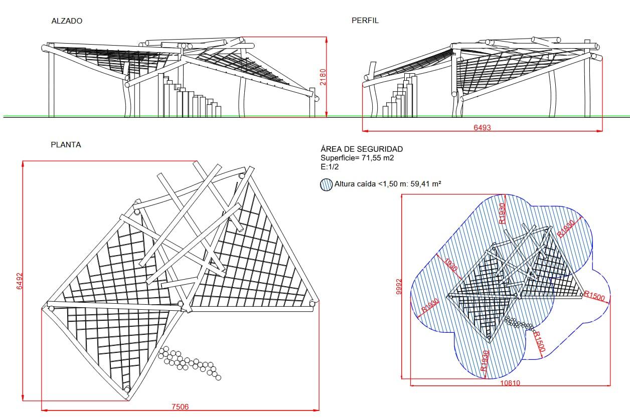 Parque madera robinia Mikado Urús con red de trepar.