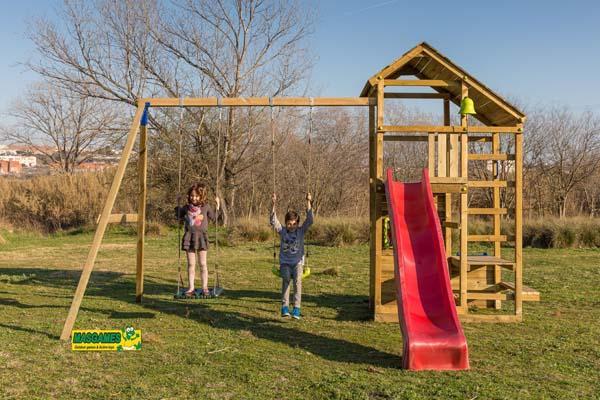 Parque infantil Masgames Teide con columpio doble y escalera de mono 