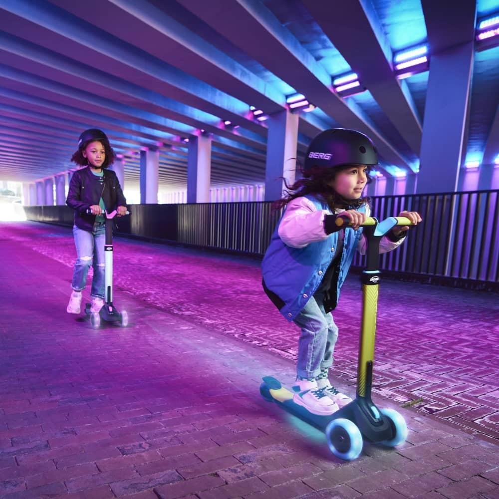 Patinete plegable para la escuela BERG NEXO Lights 