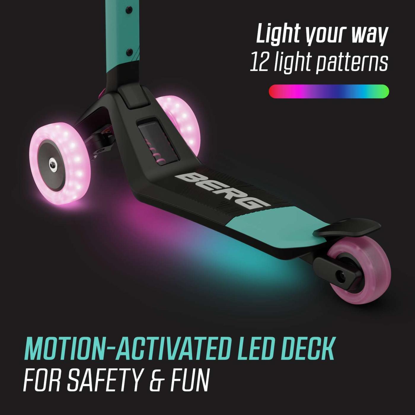 Patinete plegable BERG NEXO Light con plataforma LED color MENTA para ir a la escuela
