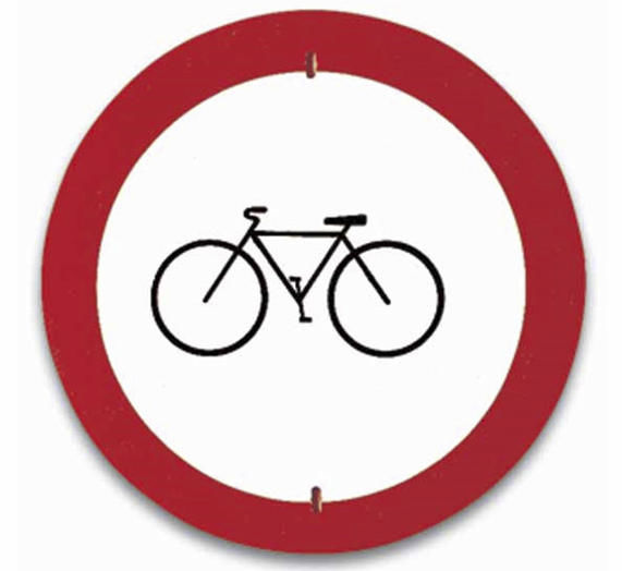 Sinal de proibido a entrada de bicicletas 