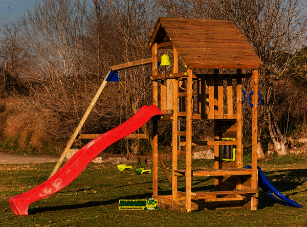 Parque infantil Masgames Teide con columpio doble y escalera de mono 