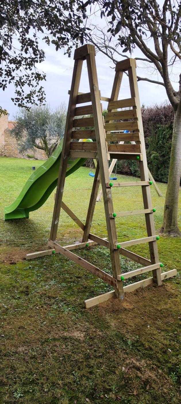 Tobogan amb estructura de fusta MASGAMES MOLA XL , amb plataforma de 150 cm d'alçada