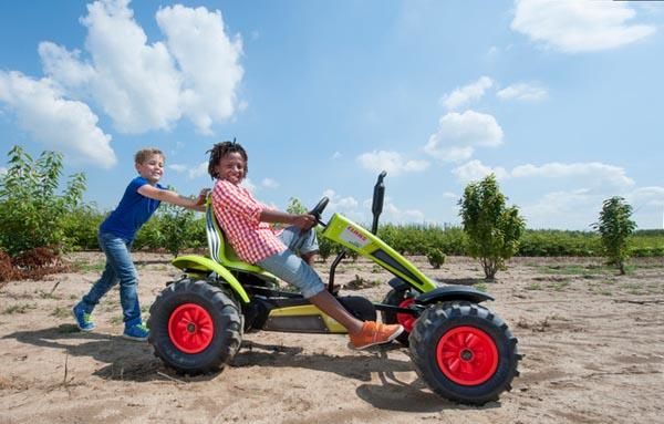 Tractor de pedals BERG Claas BFR-3