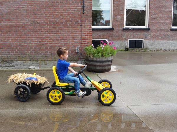 Carro de pedais Berg Buddy John Deere 